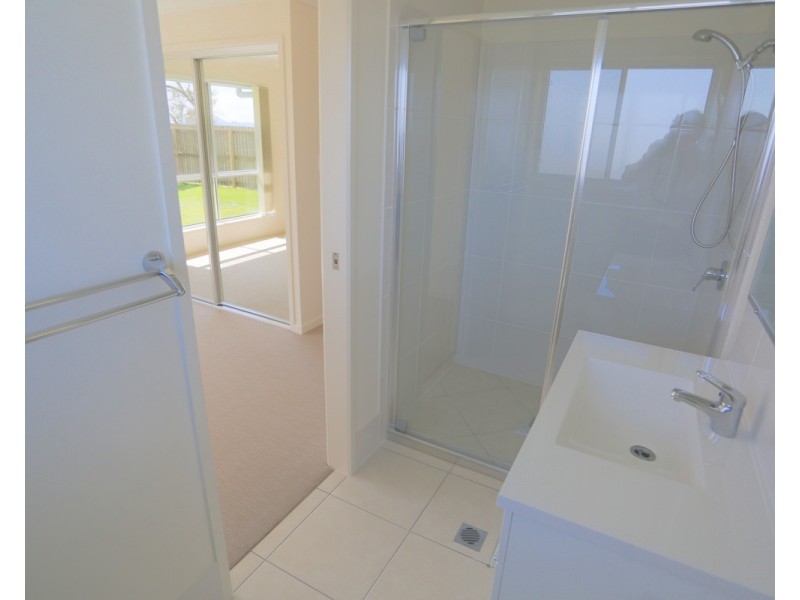 58 Cocoanut Point Drive, Zilzie QLD 4710