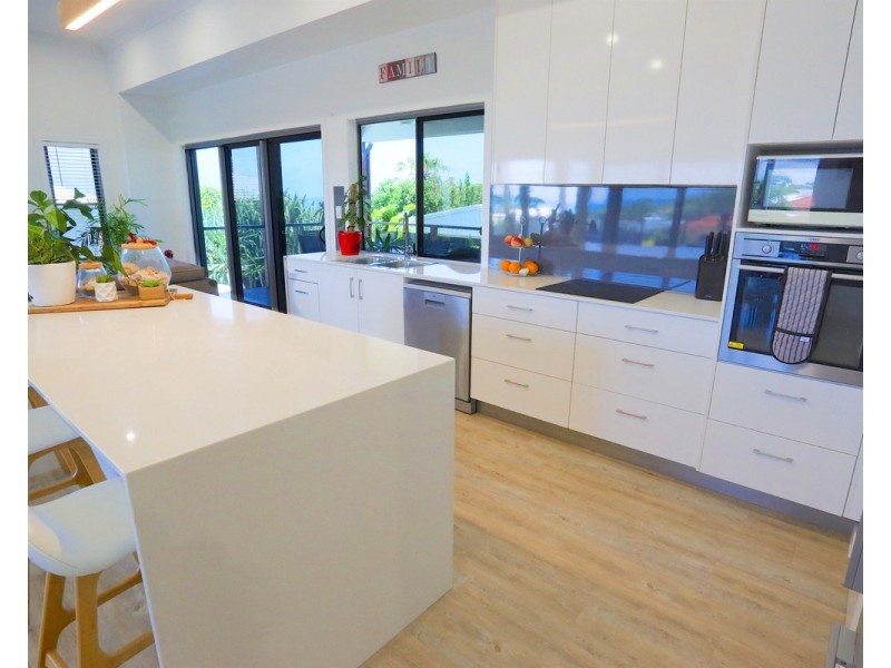 38 Paradise Way, Emu Park QLD 4710