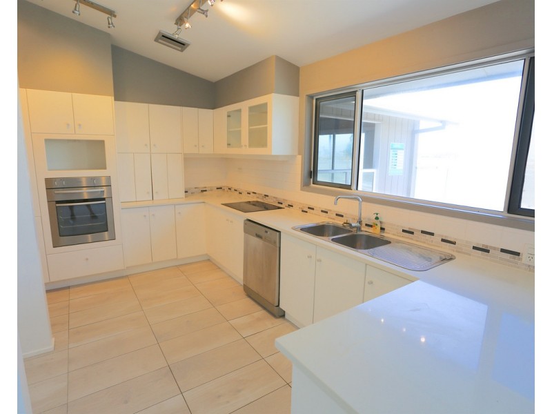 2 Sandy Lane, Zilzie QLD 4710