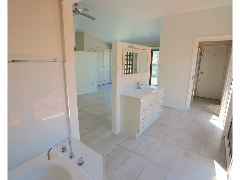 2 Sandy Lane, Zilzie QLD 4710