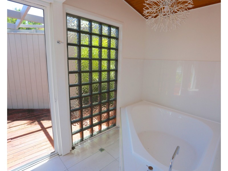 2 Sandy Lane, Zilzie QLD 4710