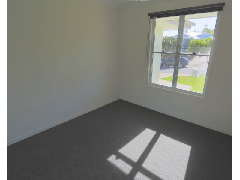 65 Cocoanut Point Drive, Zilzie QLD 4710