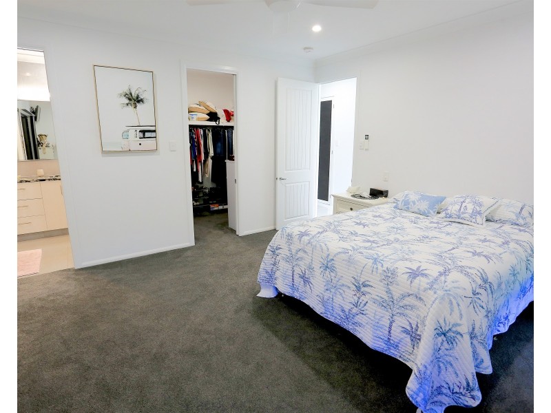 21 Fishermans Lane, Emu Park QLD 4710