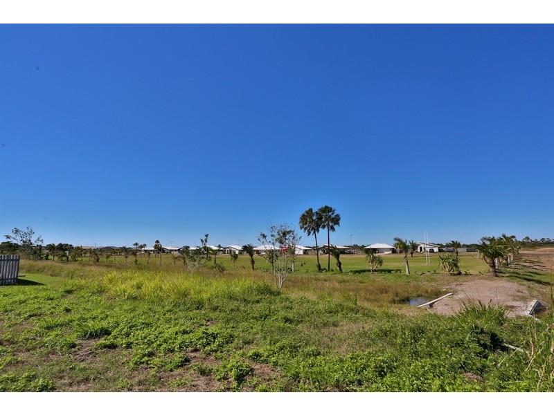 17 Timbers Beach Road, Zilzie QLD 4710