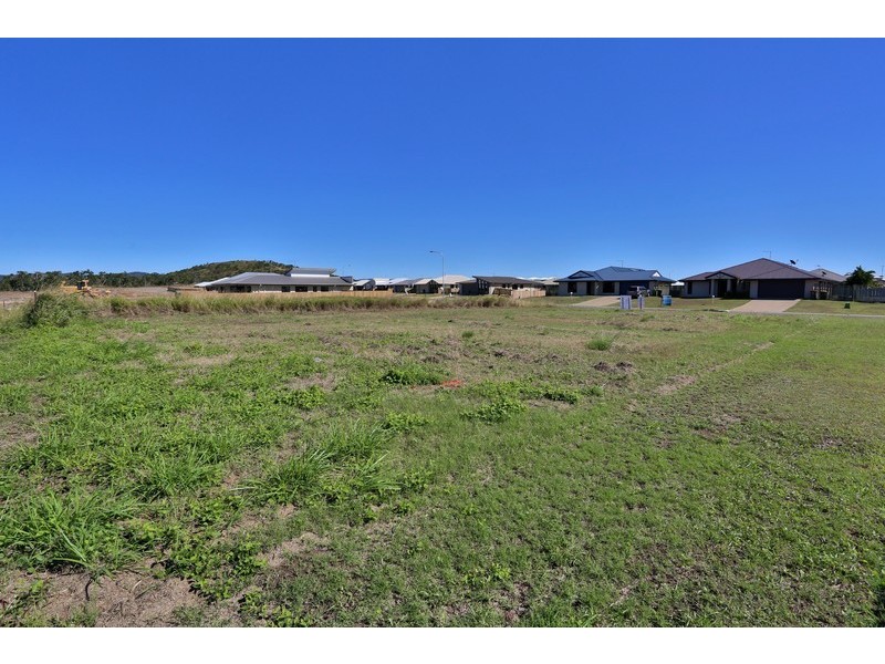 17 Timbers Beach Road, Zilzie QLD 4710