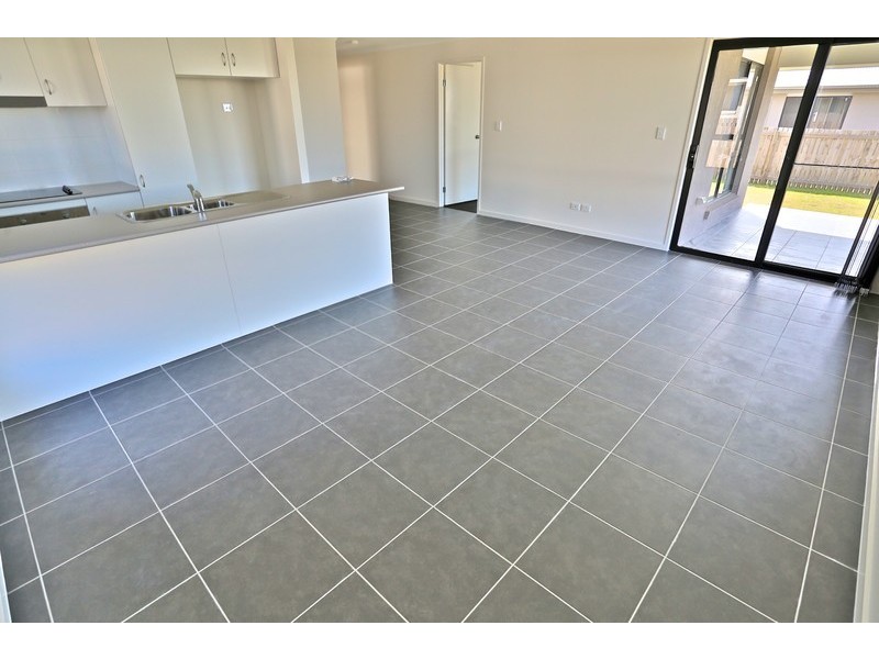 33 New Forest Road, Zilzie QLD 4710