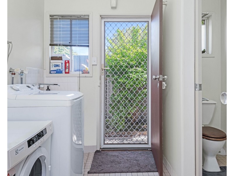 2 Dingwall Street, Keppel Sands QLD 4702