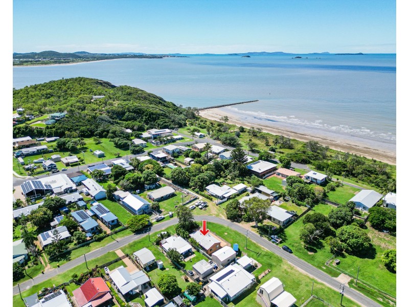 2 Dingwall Street, Keppel Sands QLD 4702