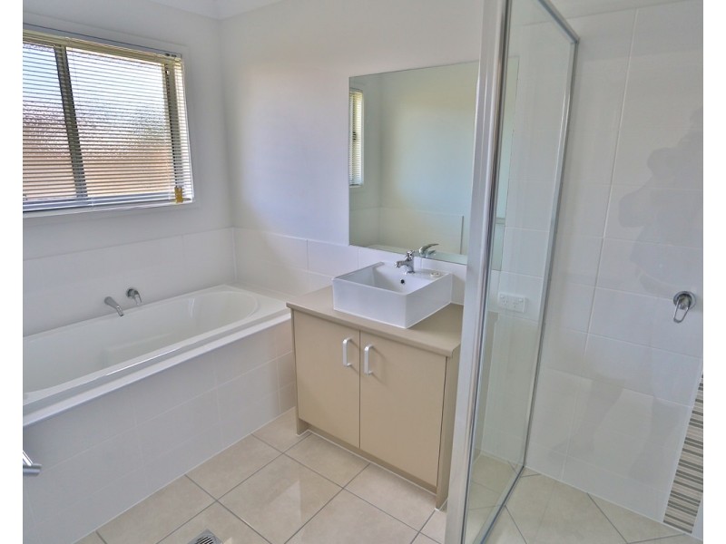 19 Beachside Circuit, Mulambin QLD 4703