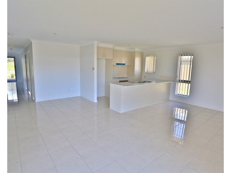 19 Beachside Circuit, Mulambin QLD 4703