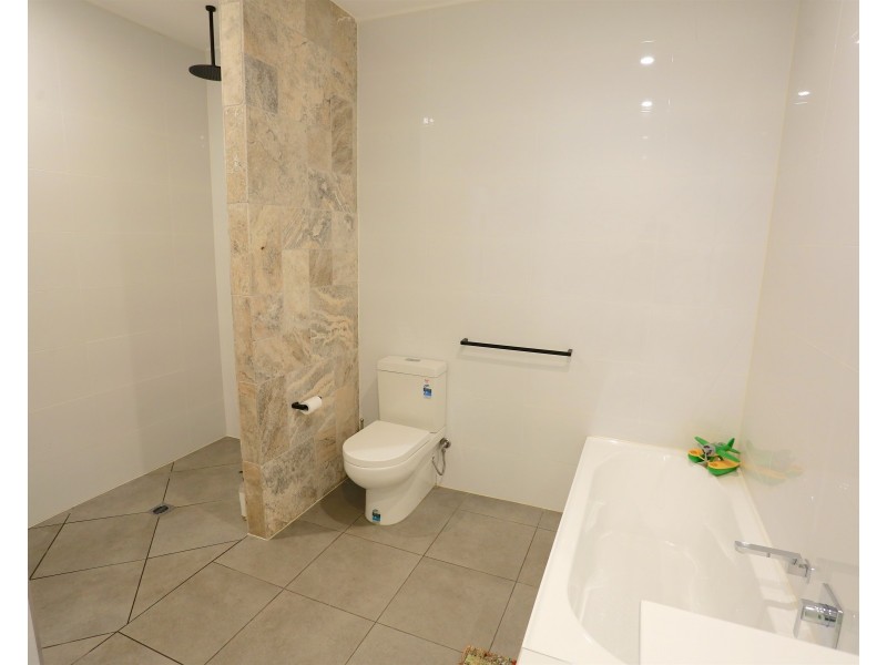 2/14 Thornbill Avenue, Yeppoon QLD 4703