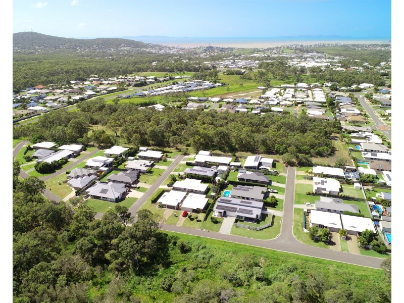 2/14 Thornbill Avenue, Yeppoon QLD 4703