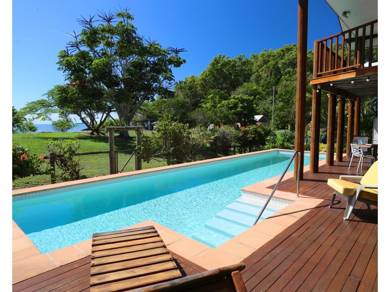 140 Schofield Parade, Keppel Sands QLD 4702