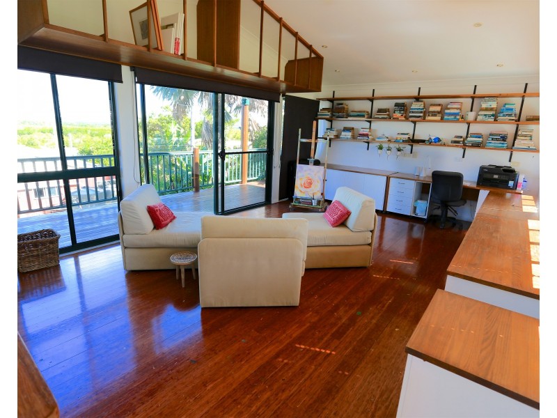 140 Schofield Parade, Keppel Sands QLD 4702