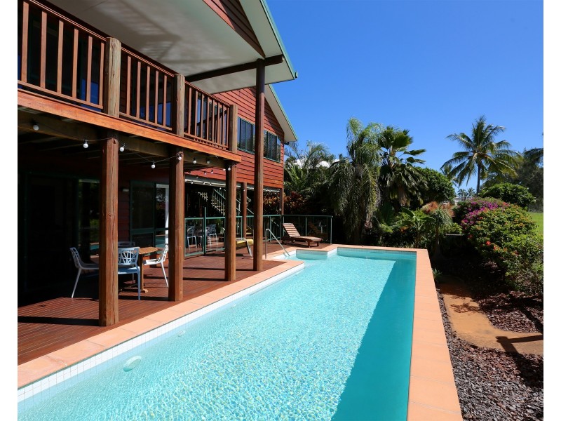 140 Schofield Parade, Keppel Sands QLD 4702