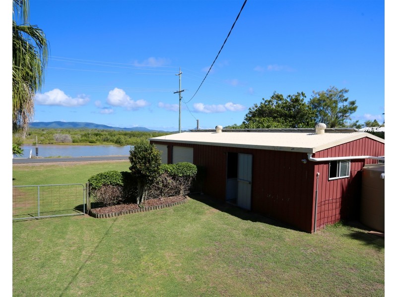 140 Schofield Parade, Keppel Sands QLD 4702