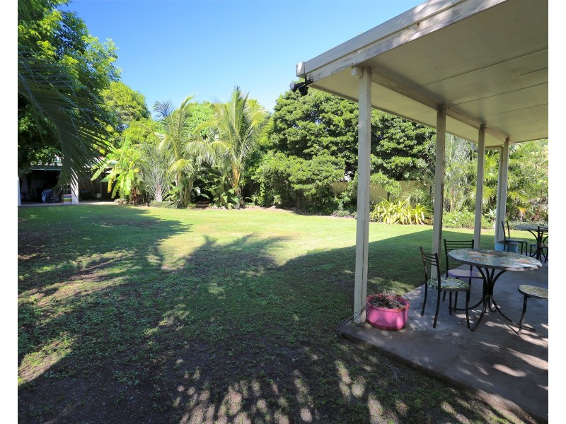 12 Roden Street, Keppel Sands QLD 4702