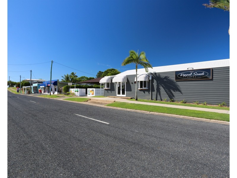 12 Roden Street, Keppel Sands QLD 4702