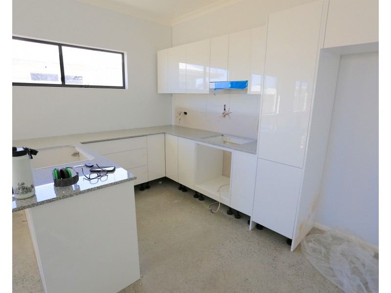 4 Valley Place, Hidden Valley QLD 4703