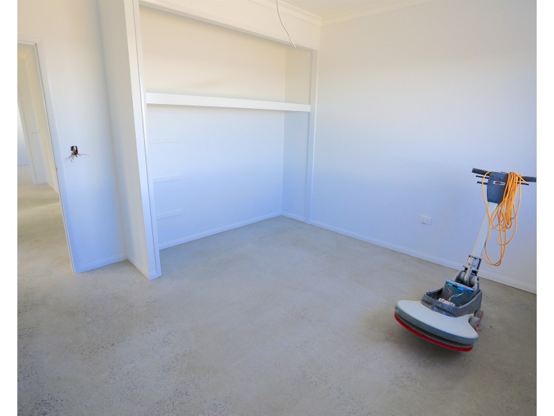 4 Valley Place, Hidden Valley QLD 4703