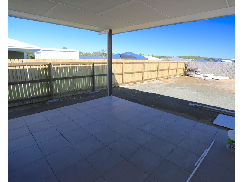 4 Valley Place, Hidden Valley QLD 4703
