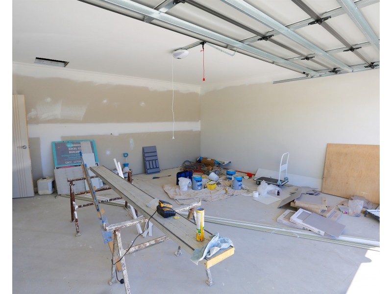 4 Valley Place, Hidden Valley QLD 4703