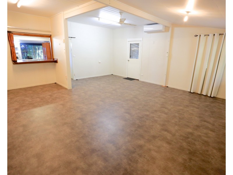 50-52 Hewitt Street, Emu Park QLD 4710