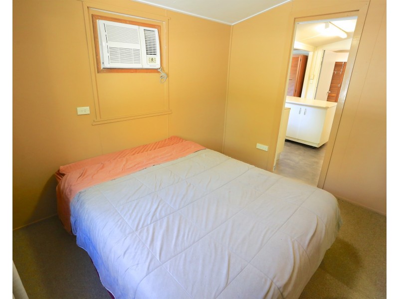 50-52 Hewitt Street, Emu Park QLD 4710