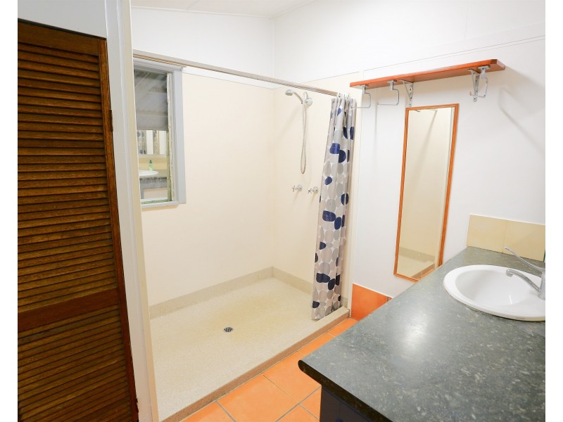 50-52 Hewitt Street, Emu Park QLD 4710