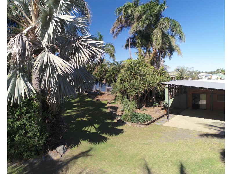 50-52 Hewitt Street, Emu Park QLD 4710