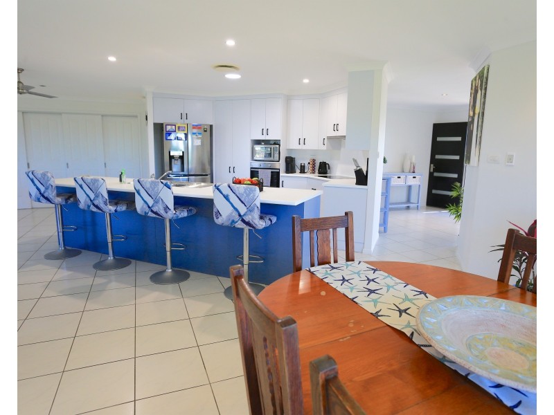 1 Timbers Beach Road, Zilzie QLD 4710