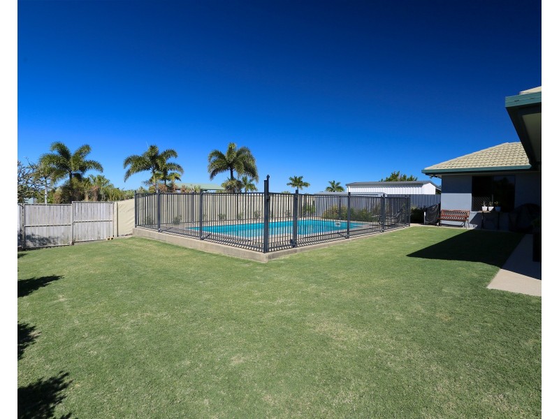 1 Timbers Beach Road, Zilzie QLD 4710