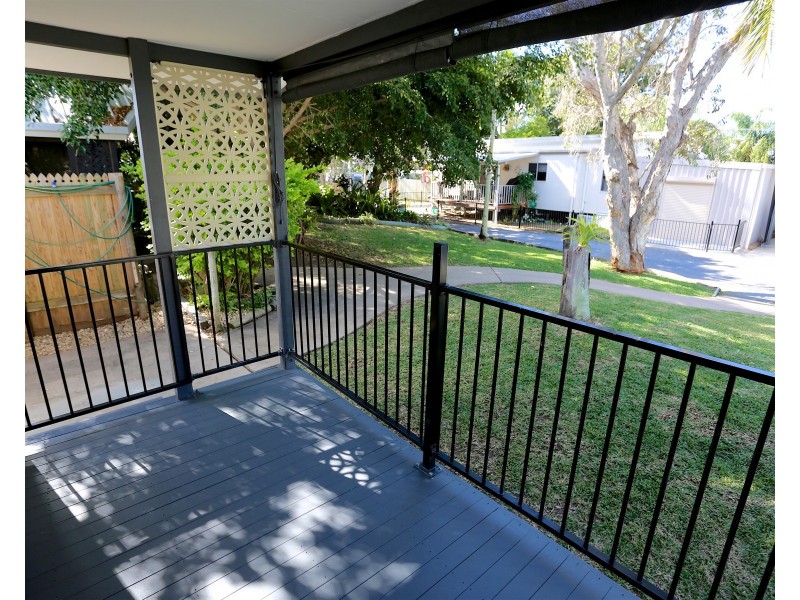 8/946 Scenic Highway, Kinka Beach QLD 4703