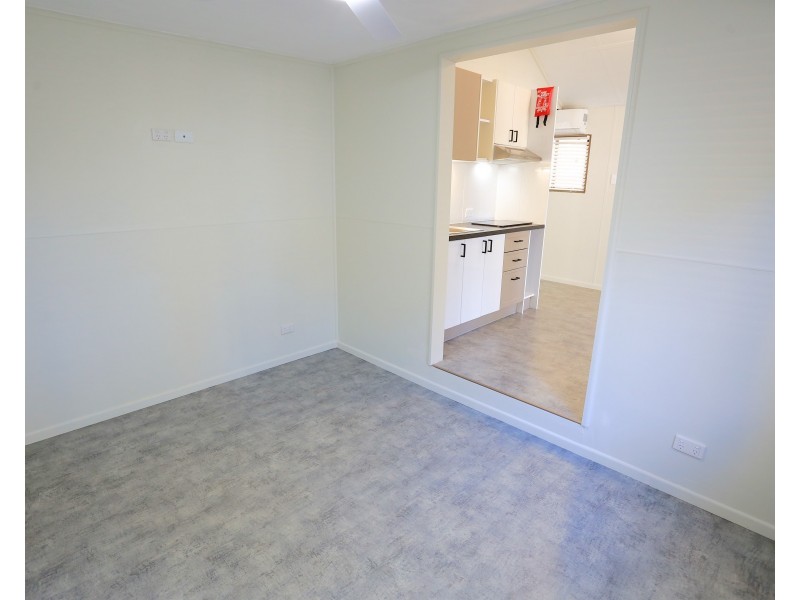 8/946 Scenic Highway, Kinka Beach QLD 4703