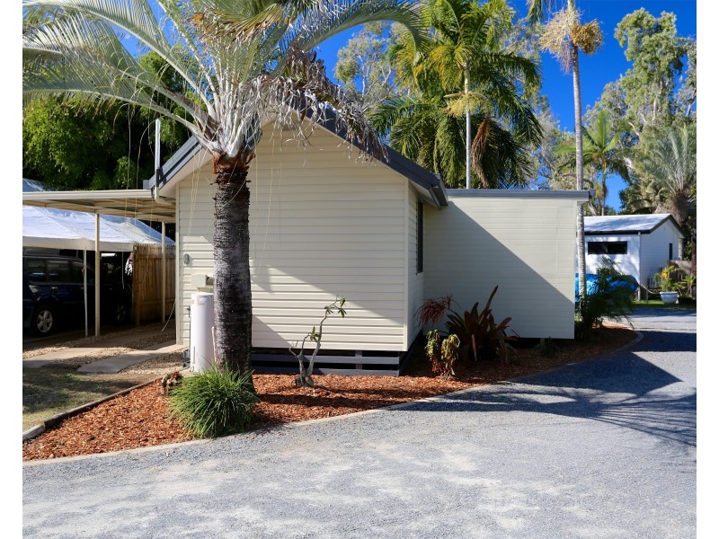 8/946 Scenic Highway, Kinka Beach QLD 4703