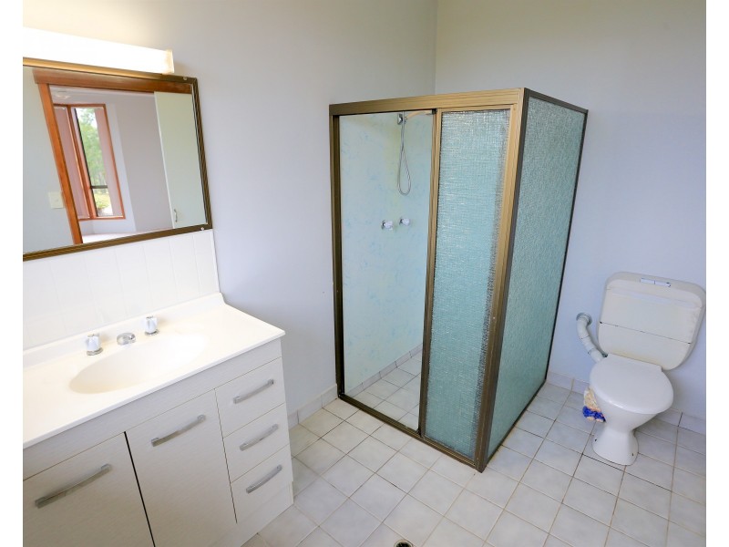 384 Coowonga Road, Coowonga QLD 4702