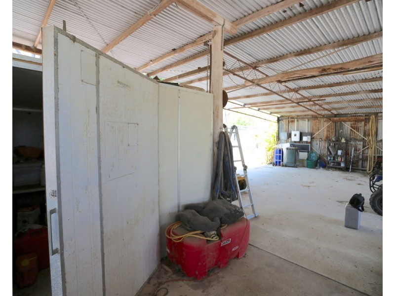 377 Tanby Post Office Road, Tanby QLD 4703