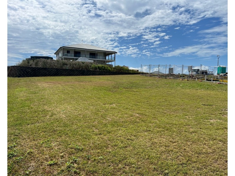 18 Haliotis Avenue, Zilzie QLD 4710