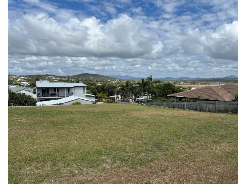 18 Haliotis Avenue, Zilzie QLD 4710