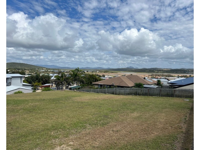 18 Haliotis Avenue, Zilzie QLD 4710