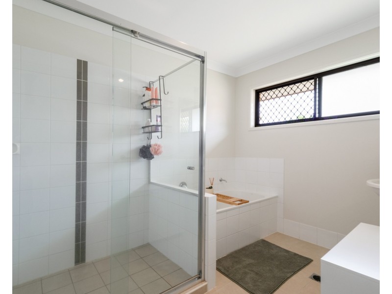 44 Koolamarra Drive, Gracemere QLD 4702