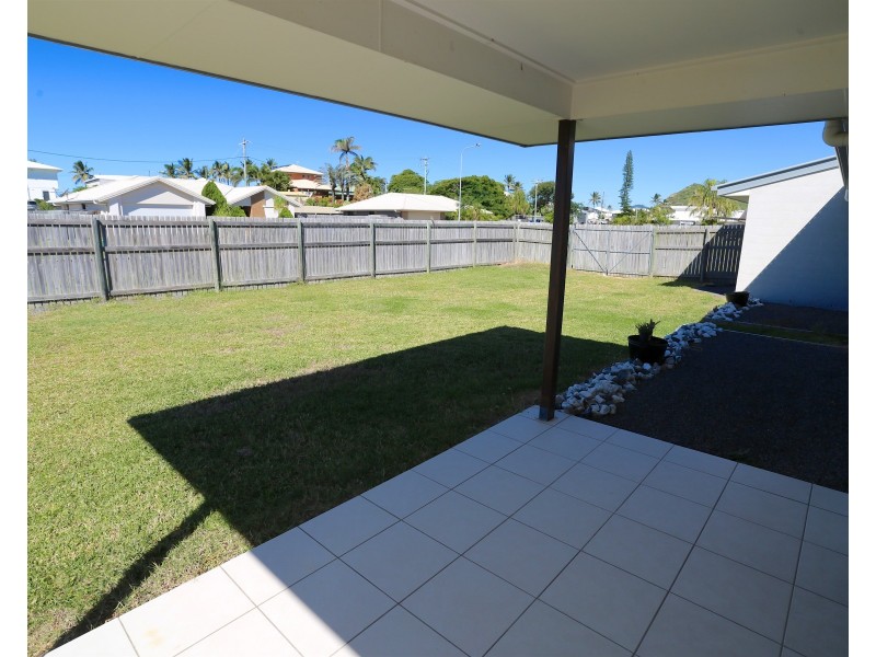 23 Beachside Circuit, Mulambin QLD 4703