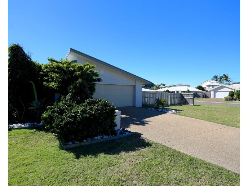 23 Beachside Circuit, Mulambin QLD 4703