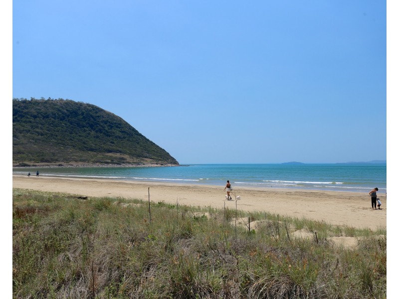 23 Beachside Circuit, Mulambin QLD 4703