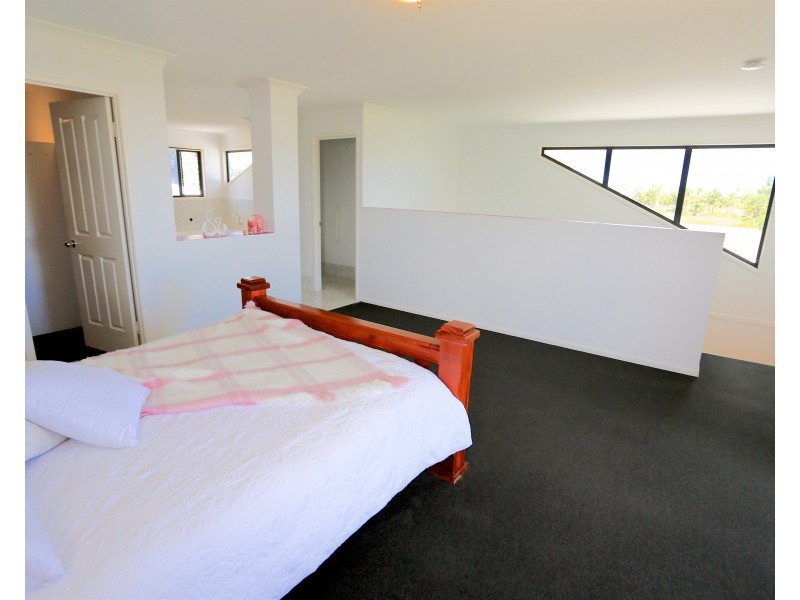 76 Monaco Dive, Zilzie QLD 4710