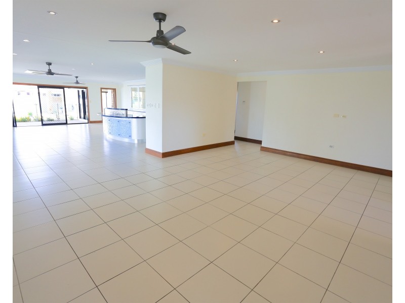 72 Monaco Drive, Zilzie QLD 4710