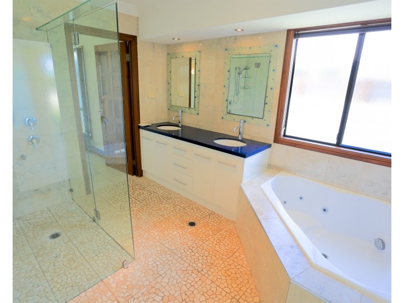 72 Monaco Drive, Zilzie QLD 4710