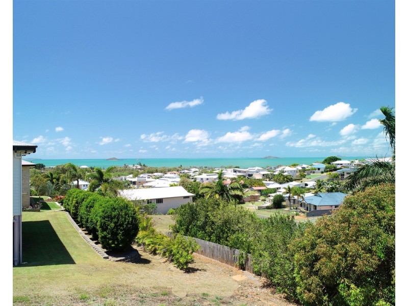 18 Livistonia Crescent, Emu Park QLD 4710