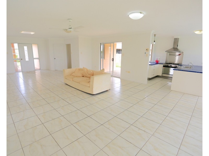 15 Monaco Drive, Zilzie QLD 4710