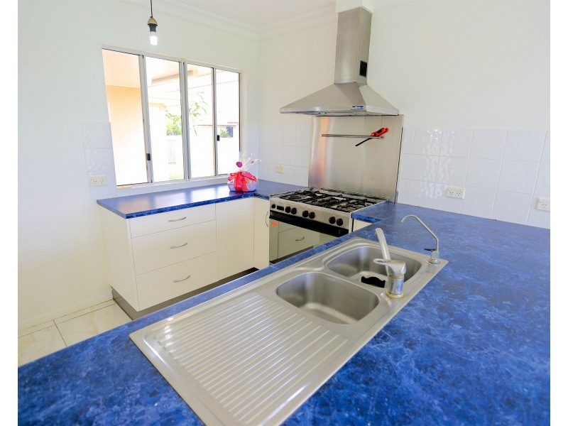 15 Monaco Drive, Zilzie QLD 4710